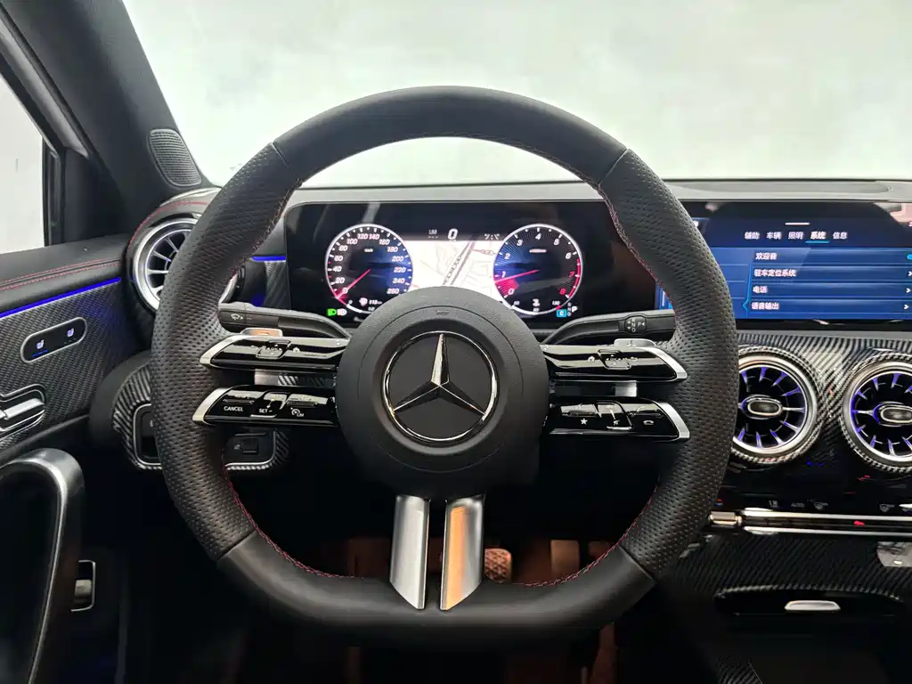 Mercedes-Benz A-Class 2025 — фото 16