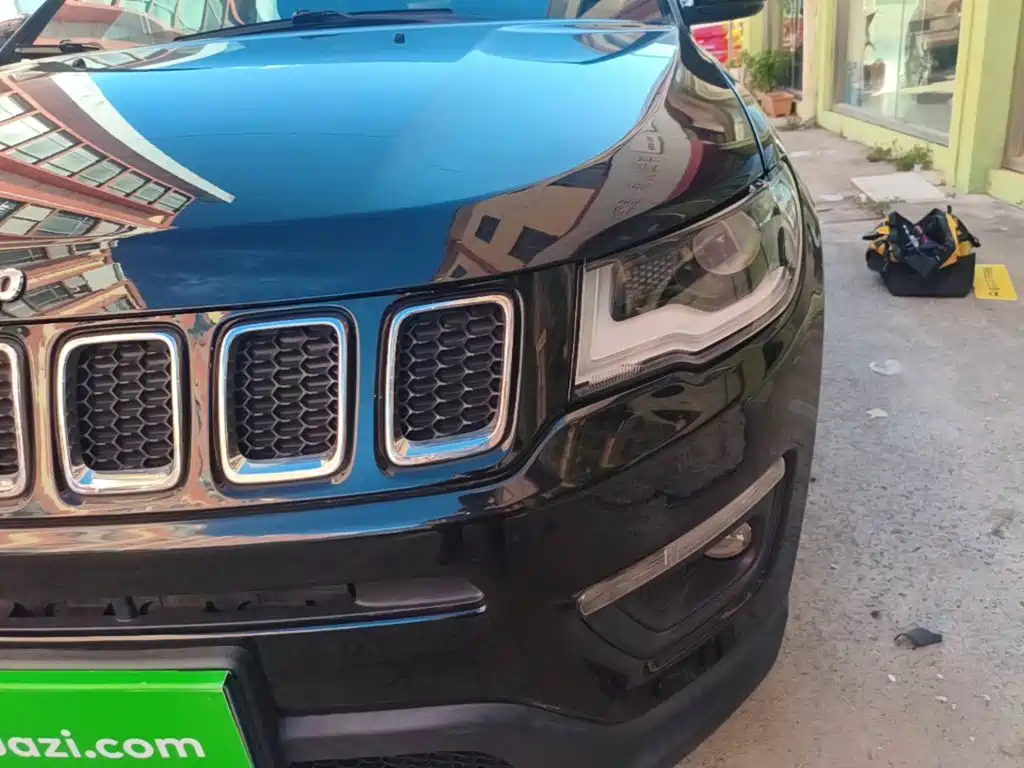 Jeep Compass 2019 — фото 24