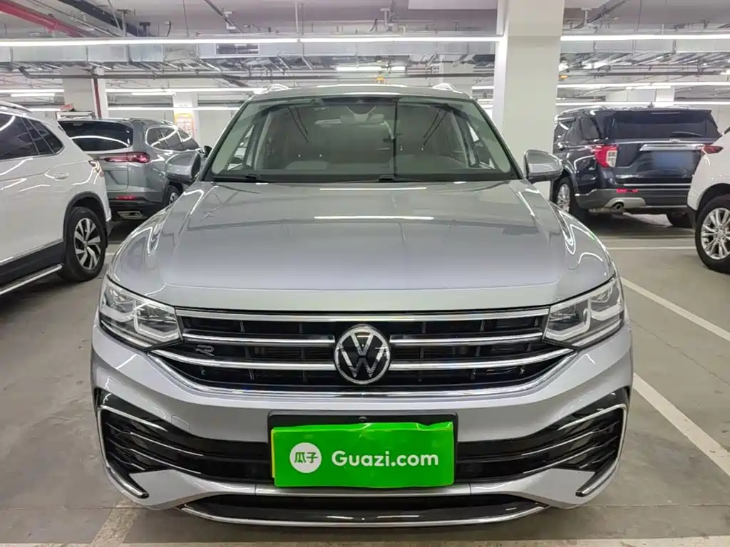 Volkswagen Tiguan L 2023 — фото 3