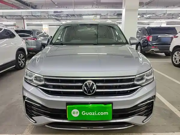Volkswagen Tiguan L 2023