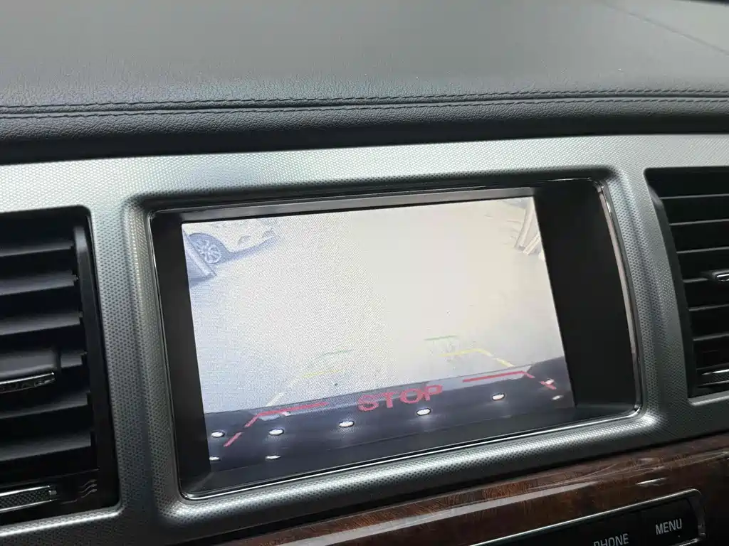 Jaguar XF 2014 — фото 19