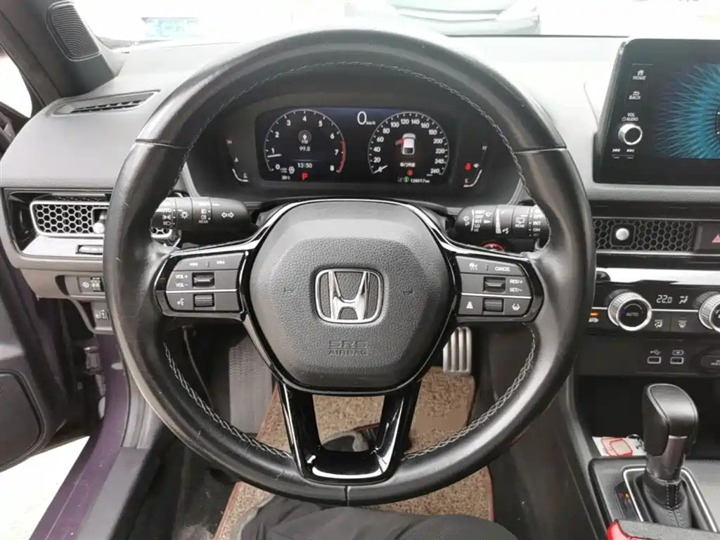 Honda Civic 2023 — фото 11