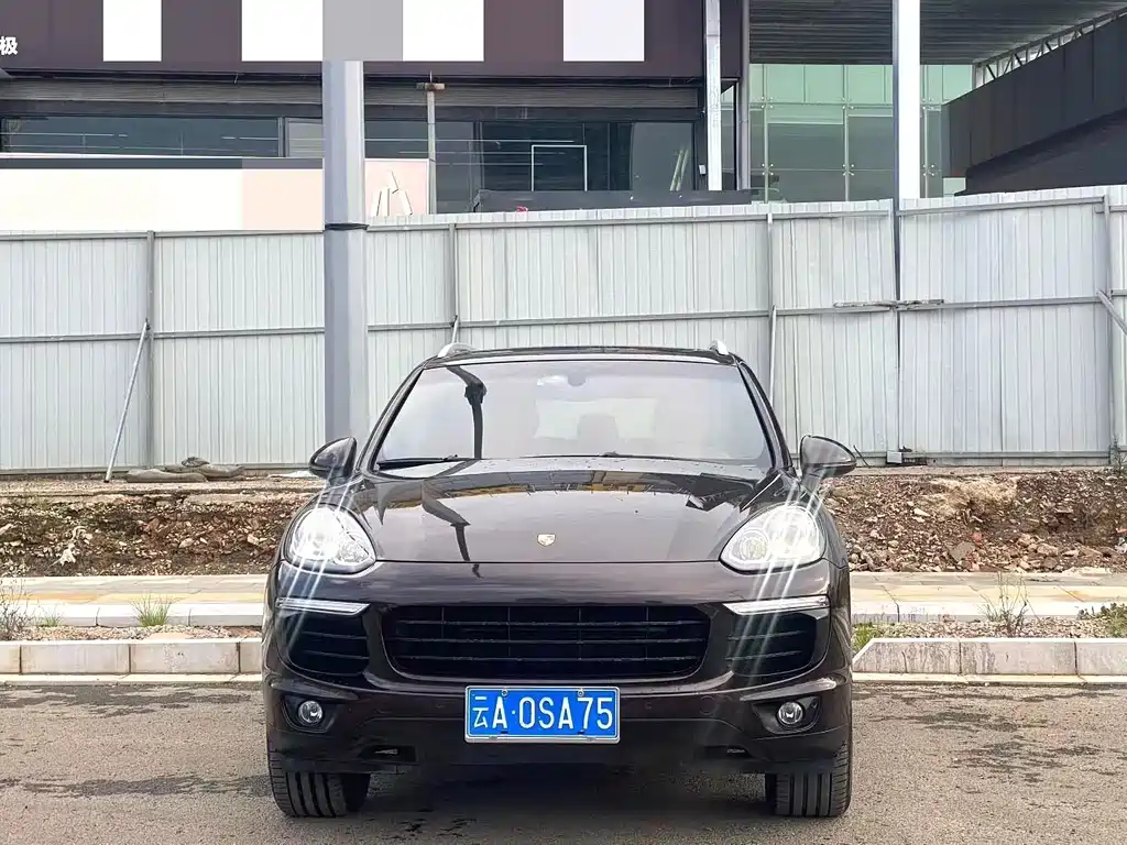 Porsche Cayenne 2016 — фото 2