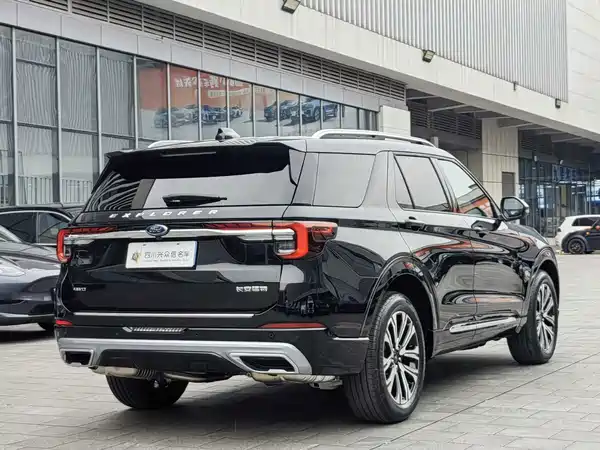 Ford Explorer 2025