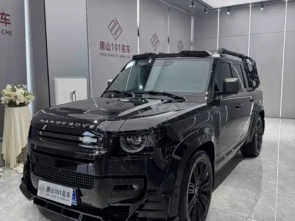 Land Rover Defender 2023