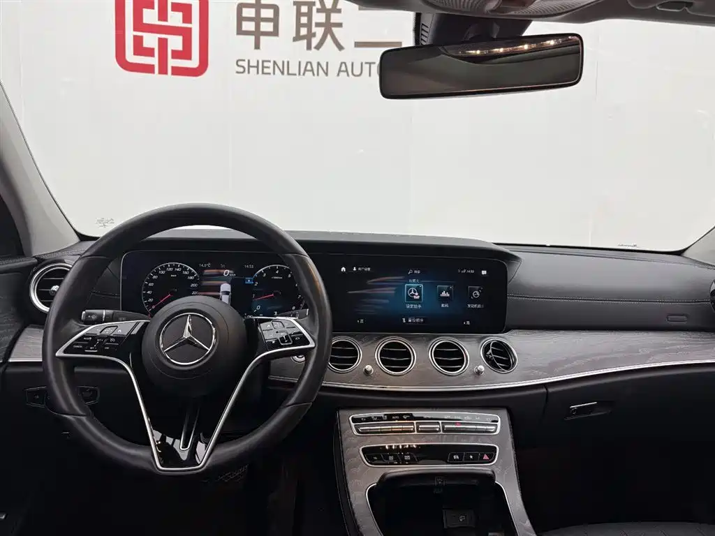 Mercedes-Benz E-Class 2021 — фото 11
