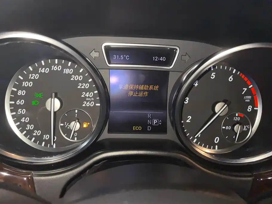Mercedes-Benz M-Class 2015 — фото 14