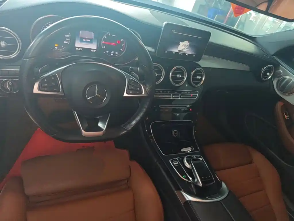 Mercedes-Benz C-Class 2018 — фото 10