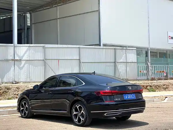Volkswagen Passat 2024