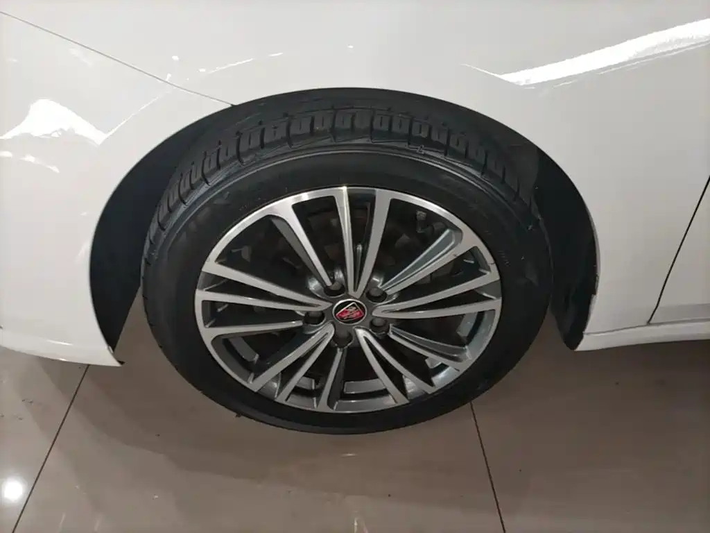 Roewe i6 Classic 2019 — фото 23