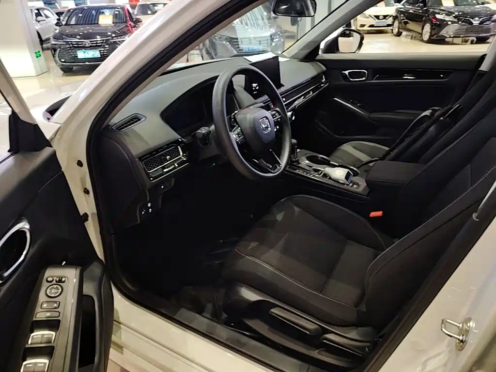 Honda Civic 2022 — фото 16