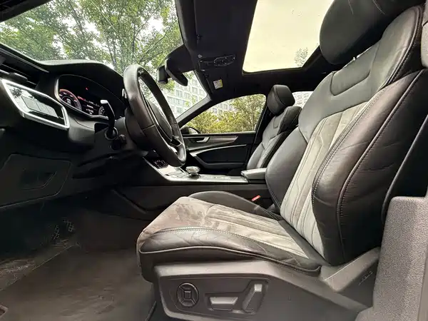 Audi A6L New Energy 2021