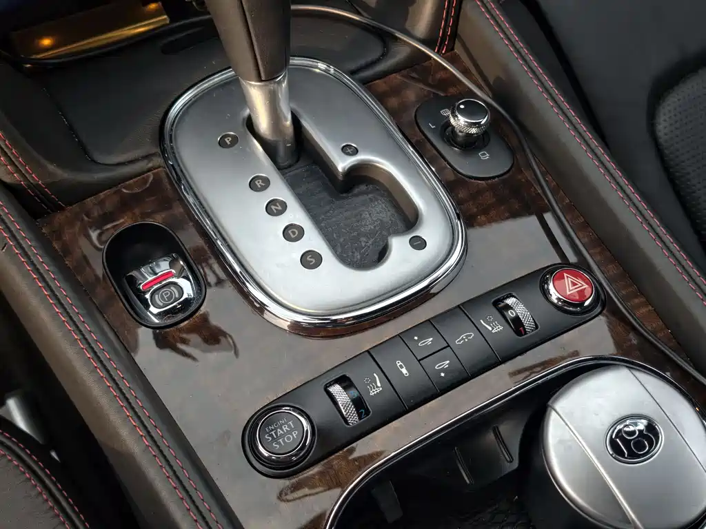 Bentley Continental 2013 — фото 8