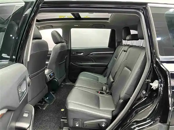 Toyota Highlander 2017