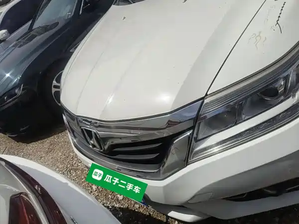 Honda Crider 2015