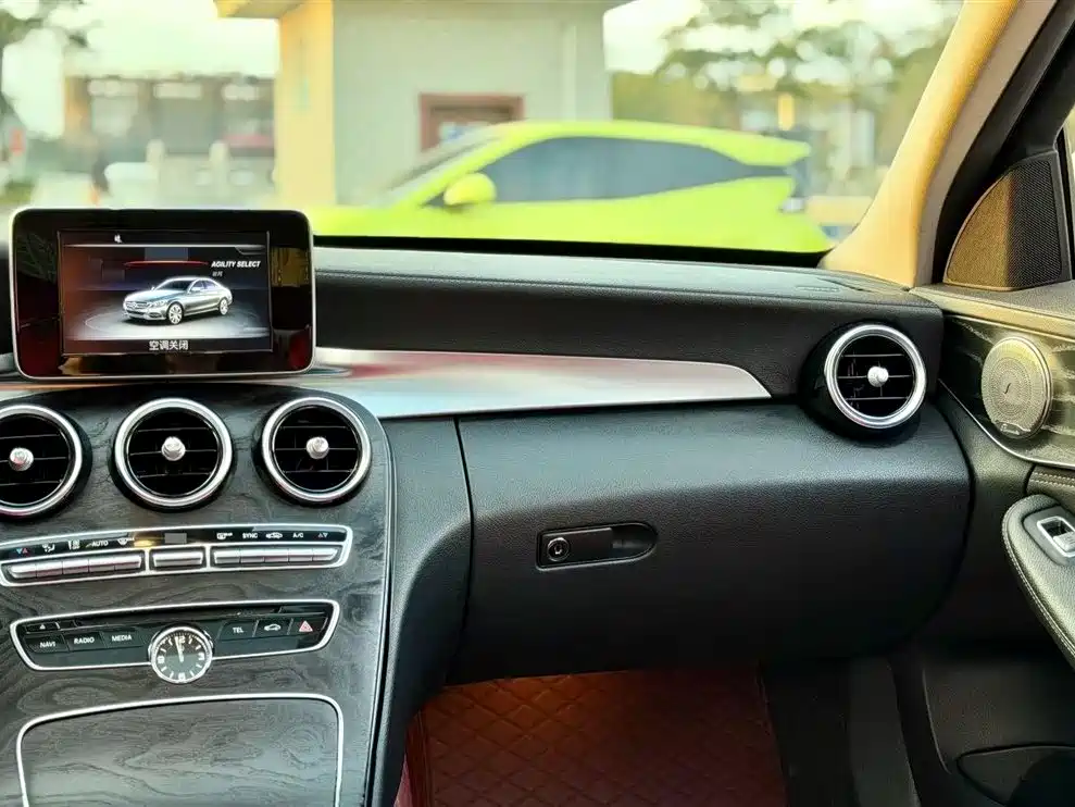 Mercedes-Benz C-Class 2015