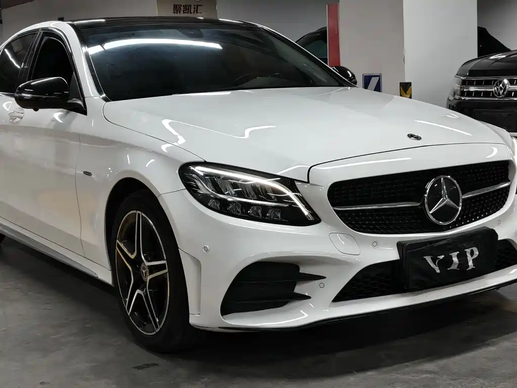 Mercedes-Benz C-Class 2021