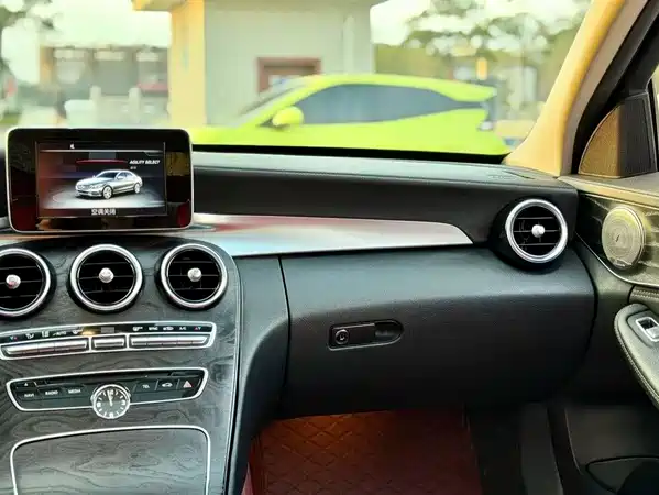 Mercedes-Benz C-Class 2015