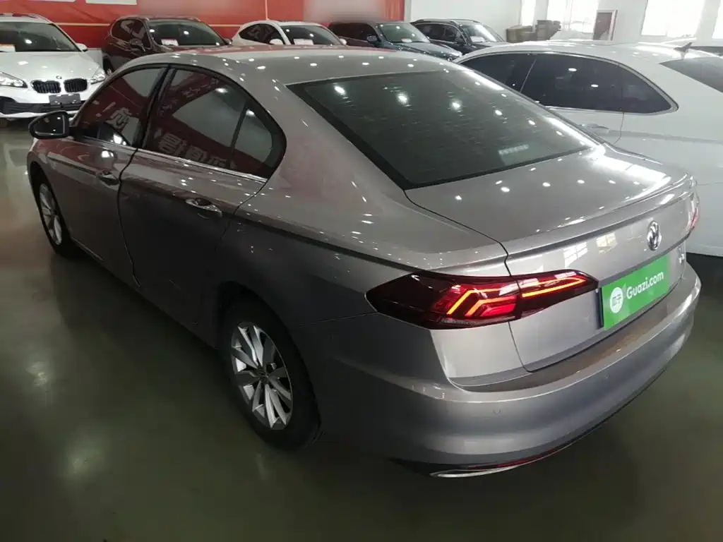 Volkswagen Bora 2021