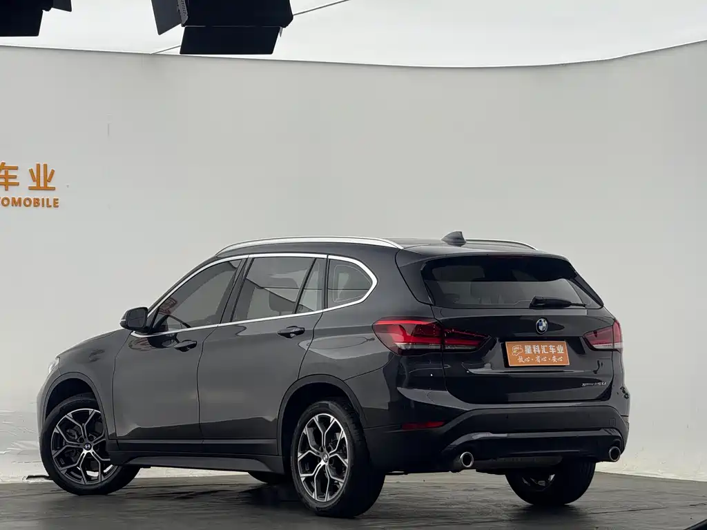BMW X1 2022 — фото 13