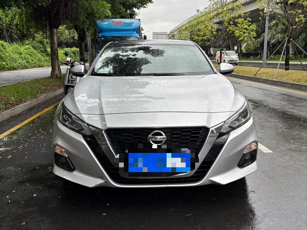 Nissan Teana 2022