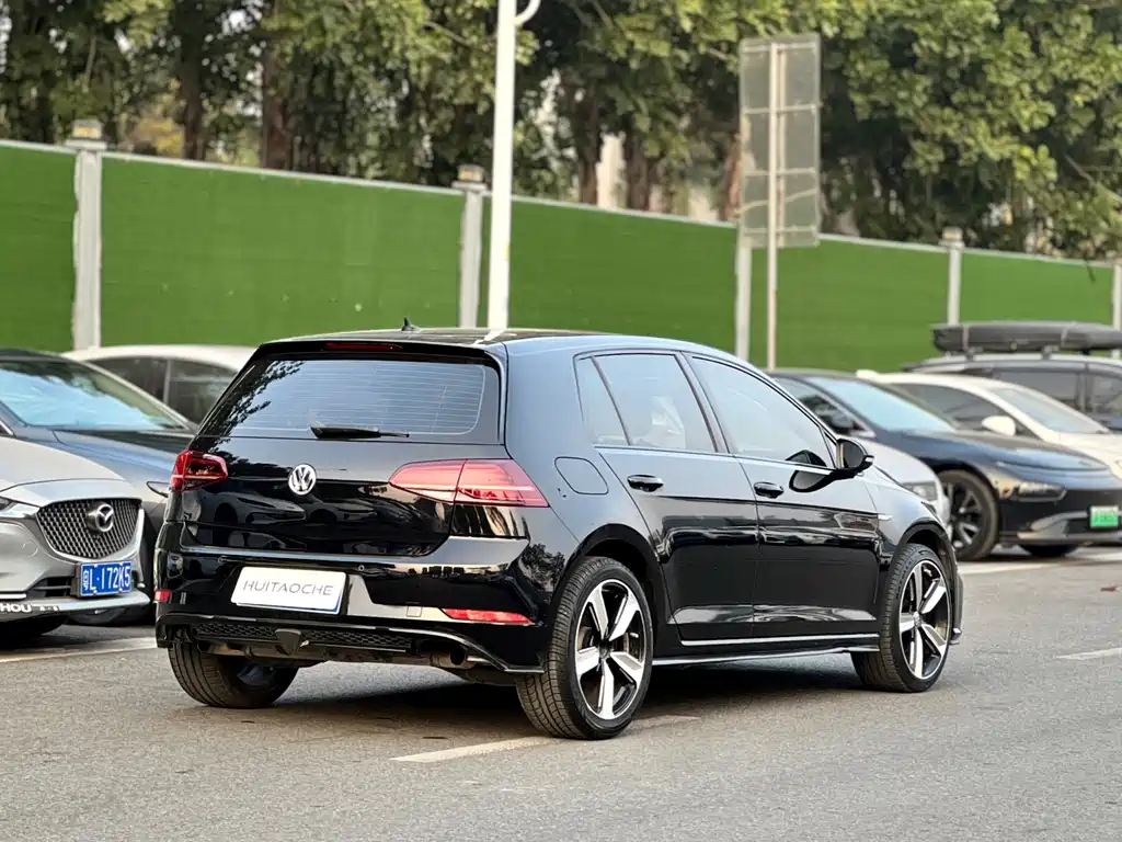 Volkswagen Golf 2019 — фото 14