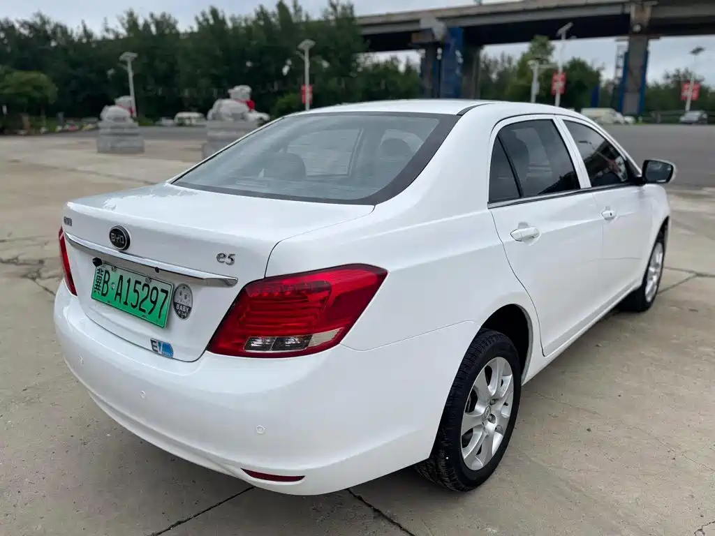 BYD e5 2016