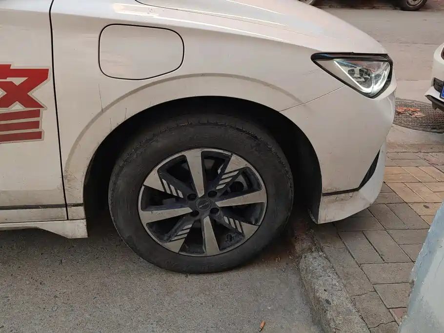 BYD e2 2023