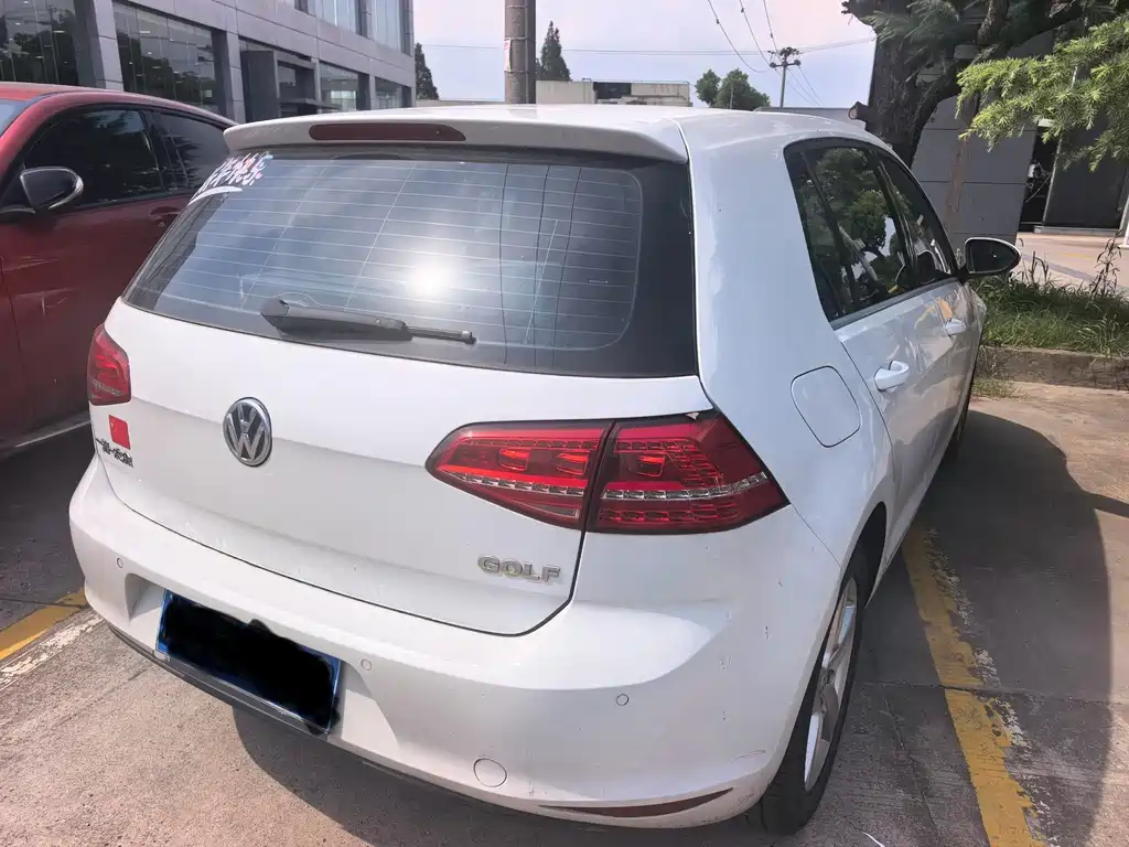 Volkswagen Golf 2016