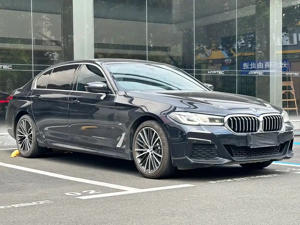 BMW 5 Series 2021