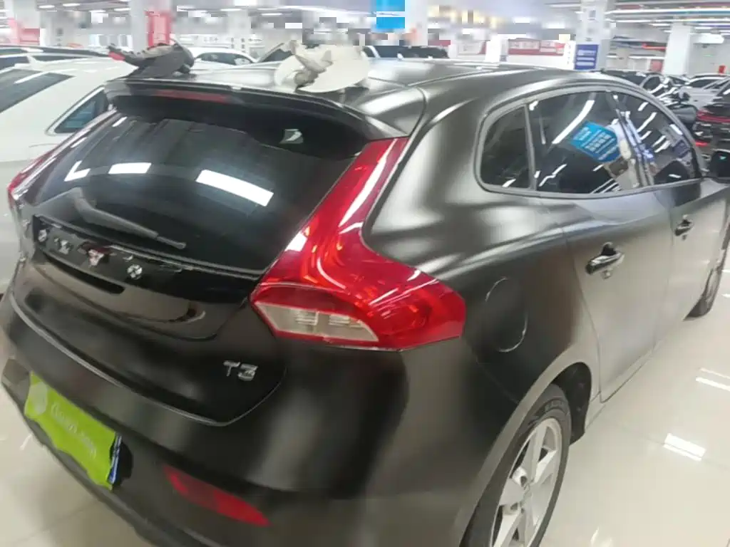 Volvo V40 2016