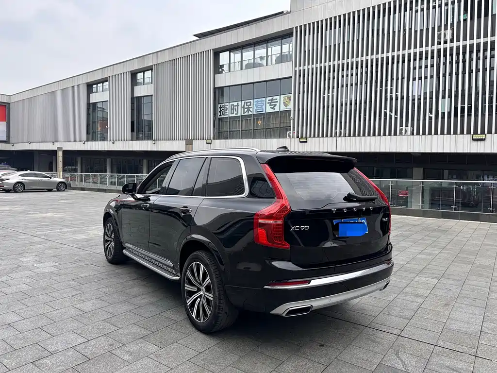 Volvo XC90 2019