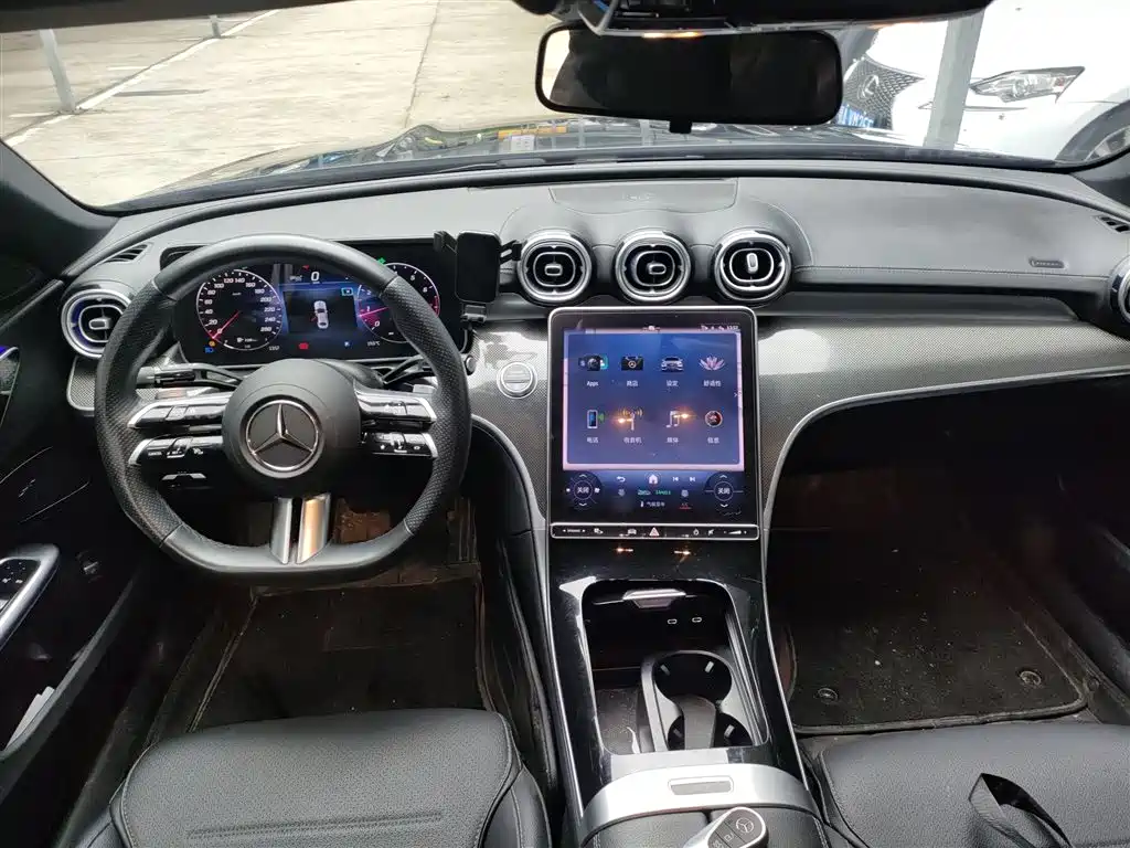 Mercedes-Benz C-Class 2023 — фото 10