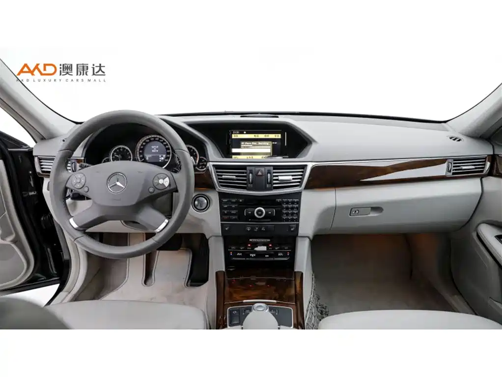 Mercedes-Benz E-Class 2012