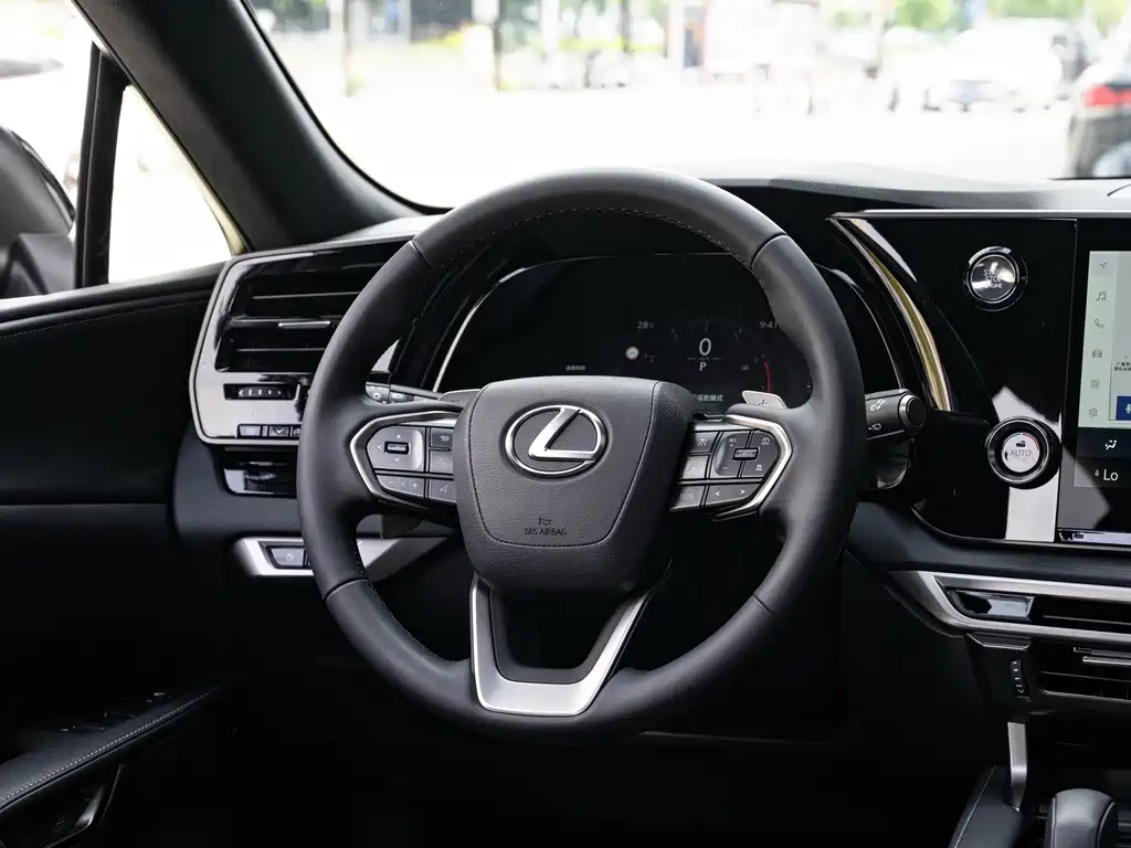 Lexus RX 2025 — фото 14