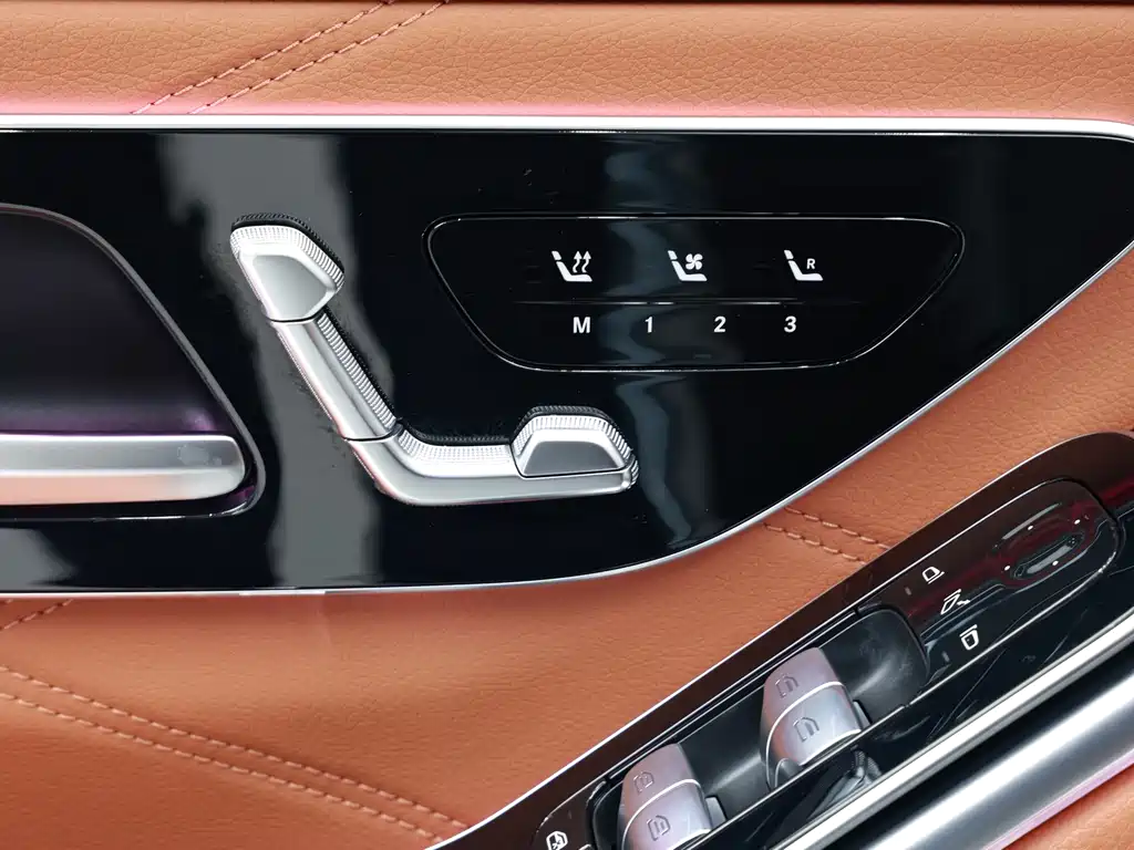 Mercedes-Benz Maybach S-Class 2022 — фото 15