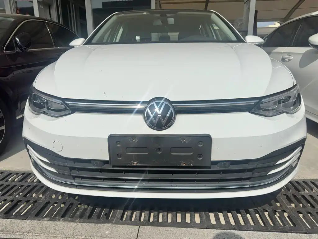 Volkswagen Golf 2022