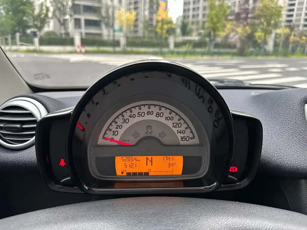 smart fortwo 2014 — фото 15