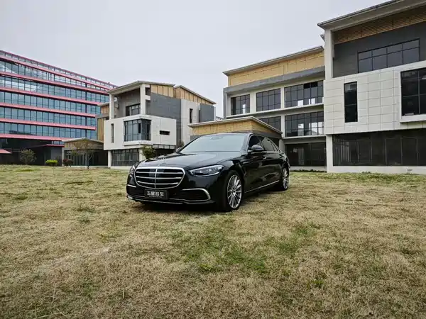 Mercedes-Benz S-Class 2022