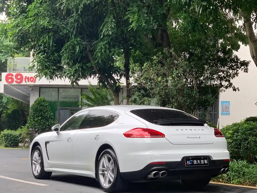 Porsche Panamera 2015 — фото 5