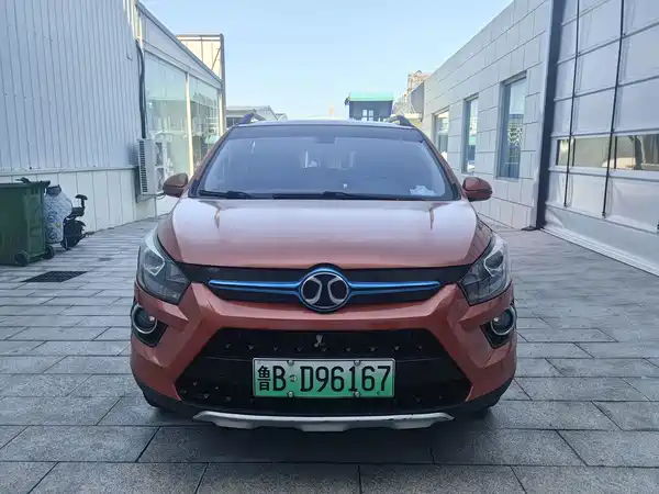 BAIC New Energy EX 2016