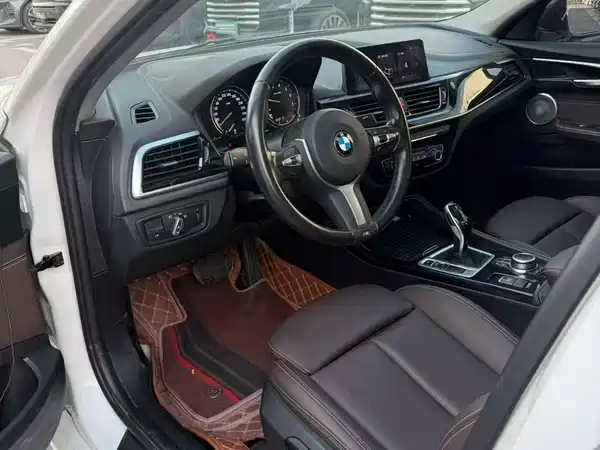BMW 1 Series 2021