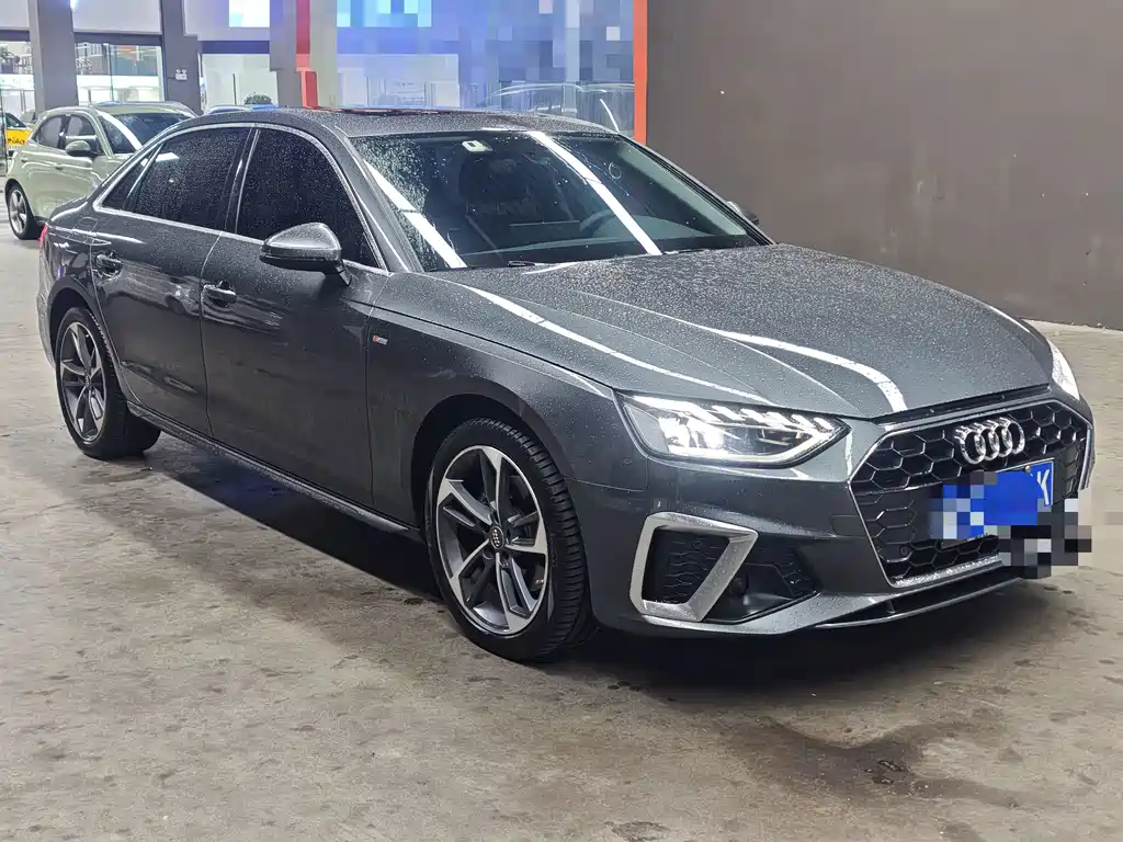 Audi A4L 2021