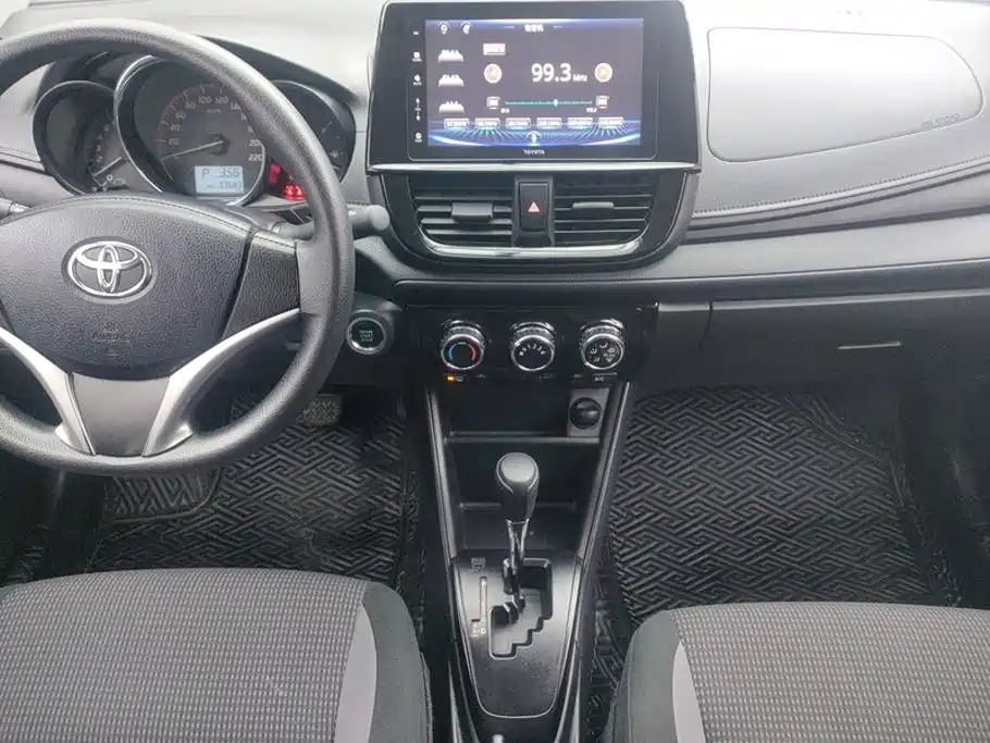 Toyota Vios 2023 — фото 16