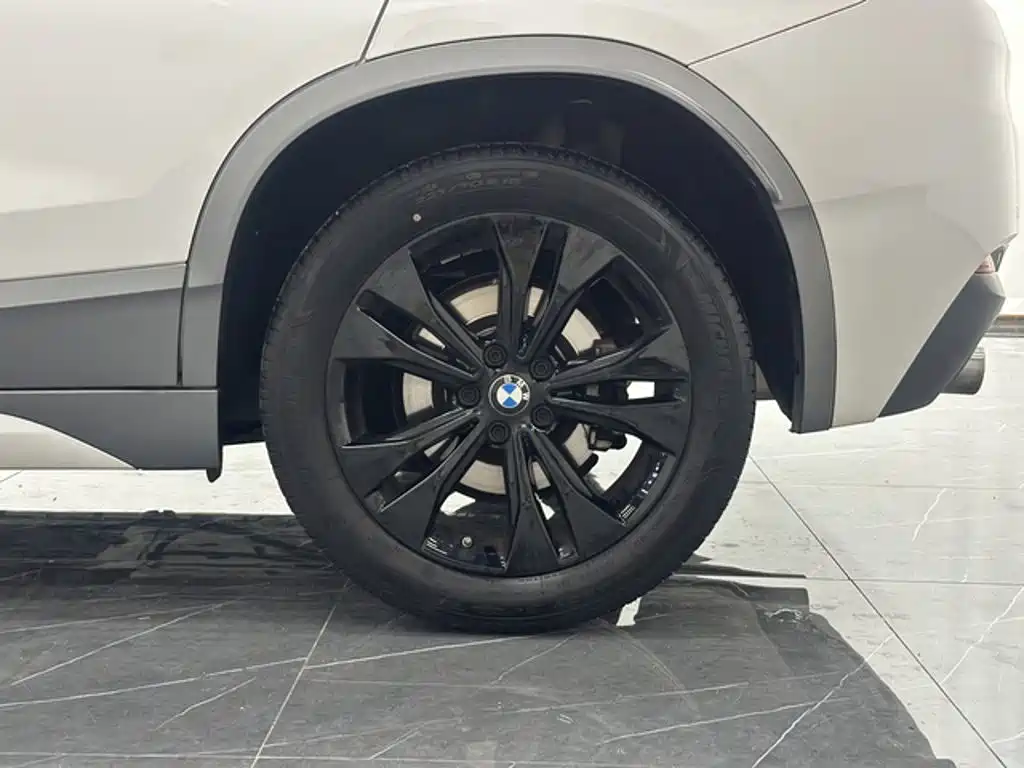 BMW X2 2024 — фото 17