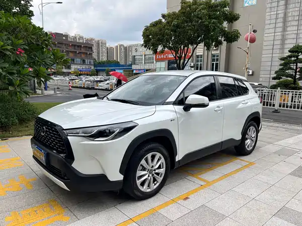 Toyota Corolla Cross 2025