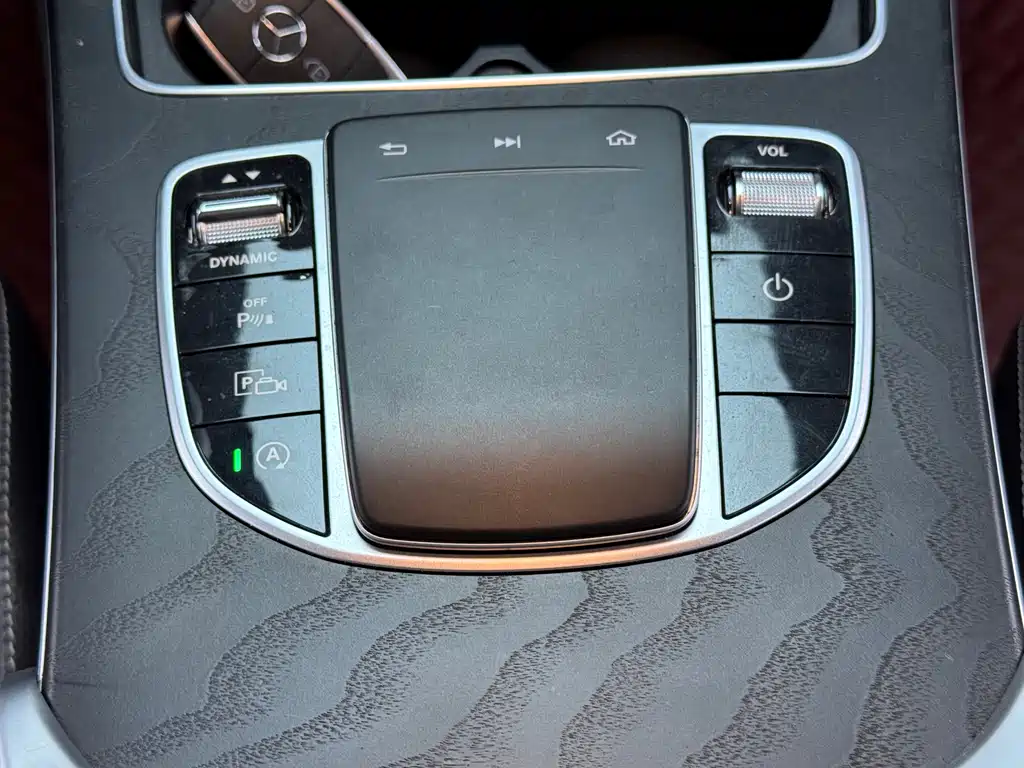 Mercedes-Benz C-Class 2020 — фото 11