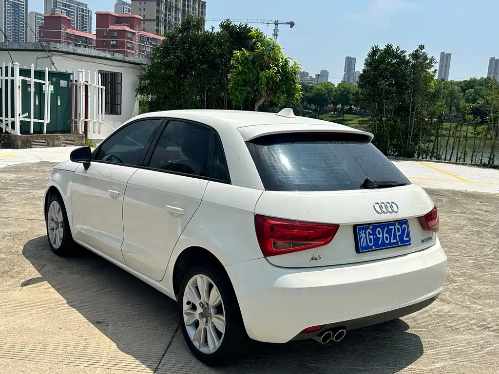 Audi A1 2012