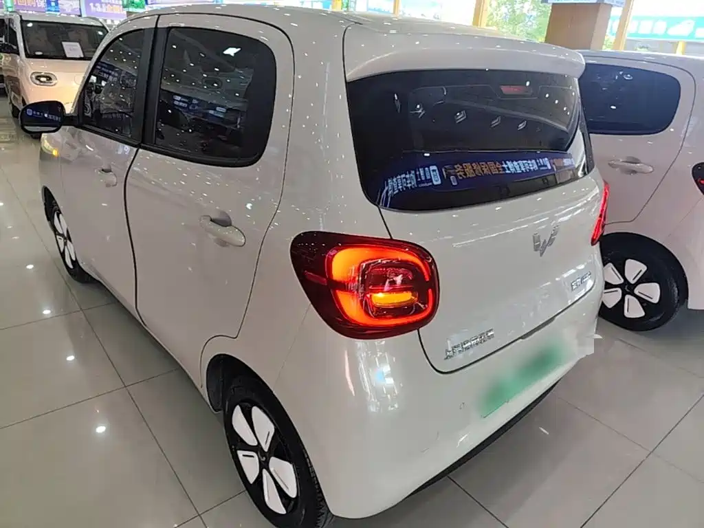Wuling Hongguang MINIEV 2025