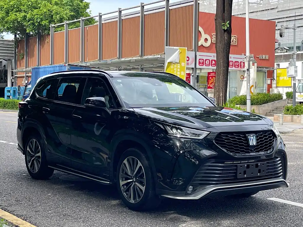 Toyota Crown Kluger 2026